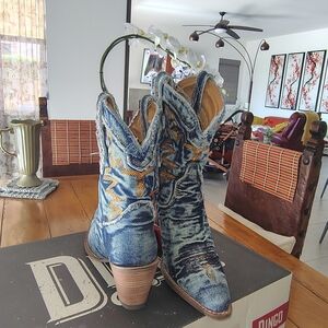 Dingo Blue and Tan Textile Boots